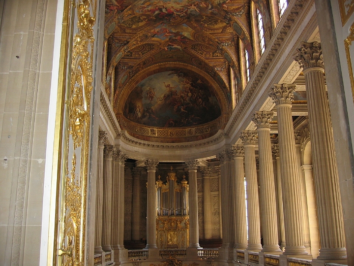 020 Versailles chapel.jpg